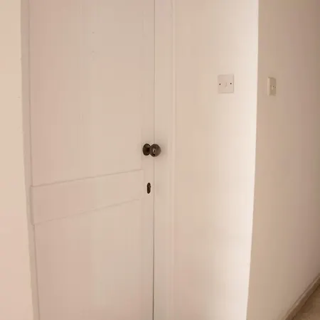 Apartment,near The Pinikoudes