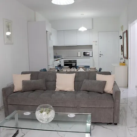 Apartment,near The Pinikoudes Larnaca