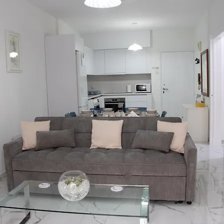 Apartment,near The Pinikoudes Larnaca