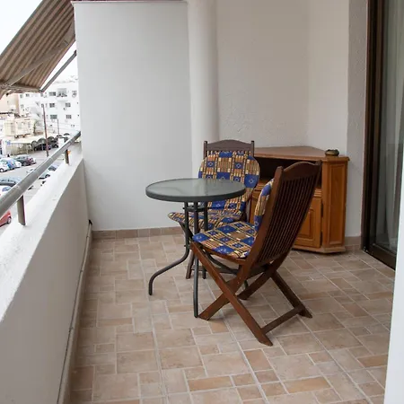 Apartment,near The Pinikoudes 公寓 *