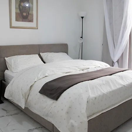 Apartment,near The Pinikoudes Apartament Larnaca