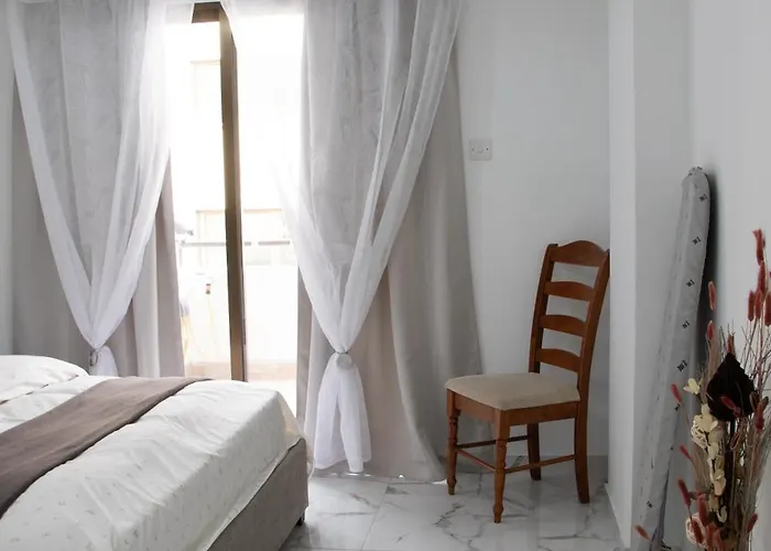 Apartment,near The Pinikoudes Apartment Larnaka